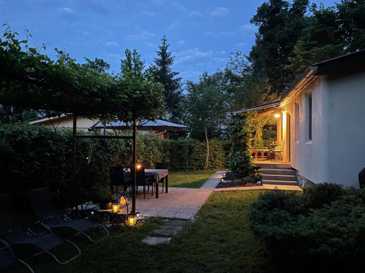 Mika'S Garden Villa Bled Ngoại thất bức ảnh